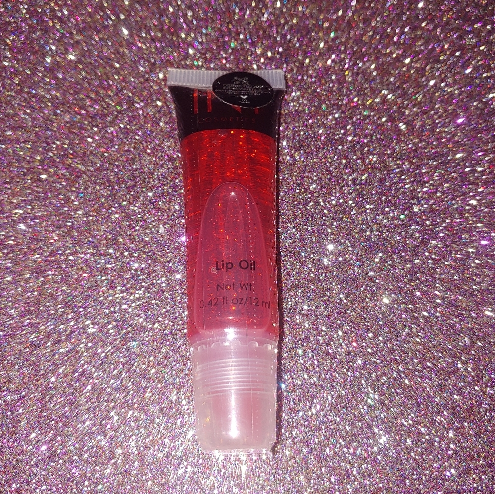 Red-Y Lip Oil INT Cosmetics